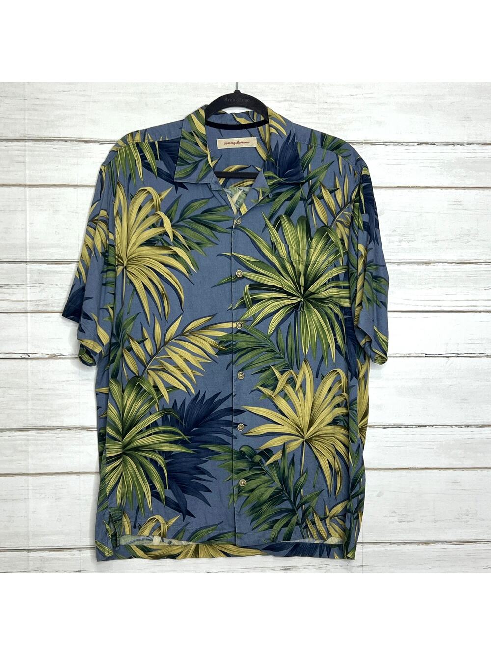 Tommy Bahama Silk Blend Hawaiian Shirt Size Medium